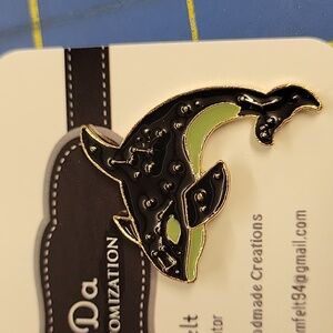 Whale 1.25" Tack Pin